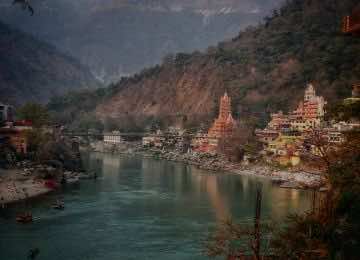 Yoga Teacher Course 200 Hours (Rishikesh, India): 04/16/23 - 05/10/23